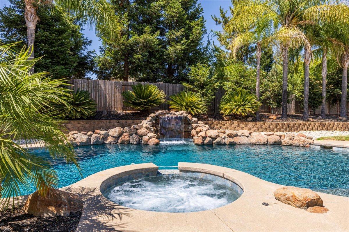 1600 Baroness Way