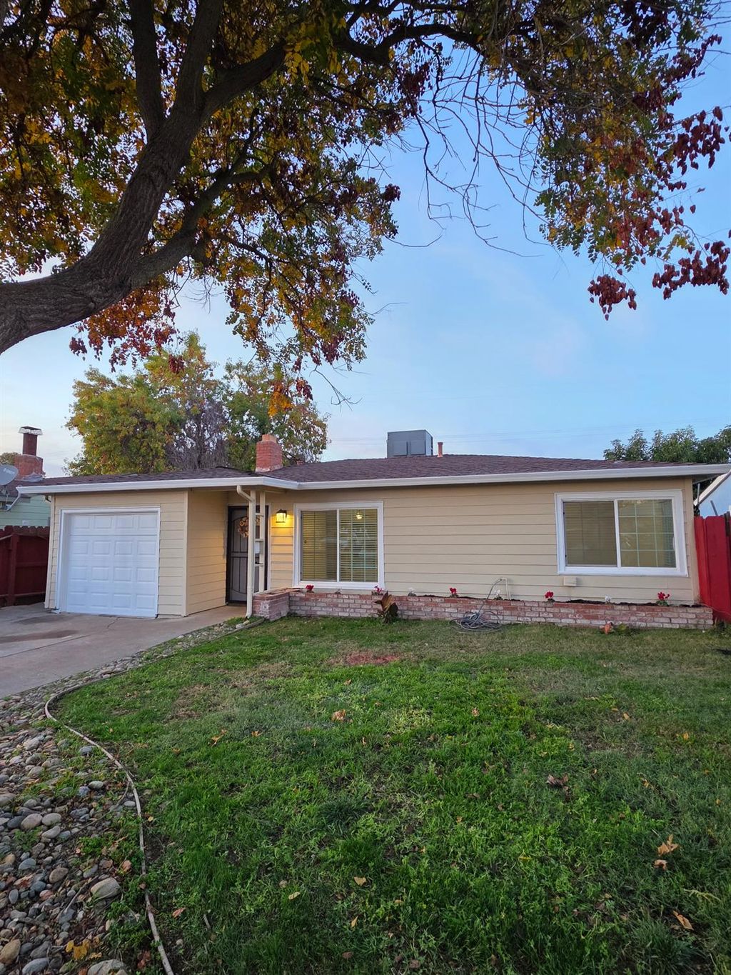 Photo of 1787 La Jolla Drive, Stockton, CA 95204 (MLS # 225144952)