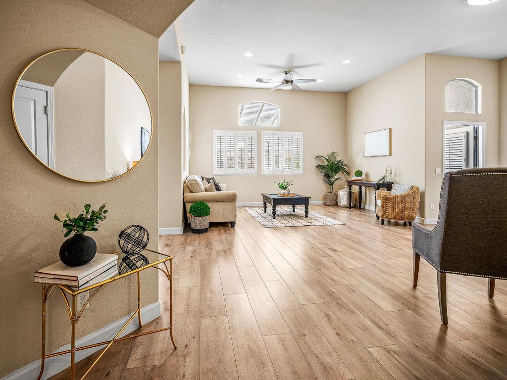 Photo of 467 Facet Place, Folsom, CA 95630 (MLS # 226005303)