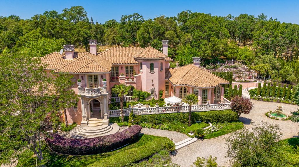 Photo of 2020 Kaila Way, El Dorado Hills, CA 95762 (MLS # 225044848)