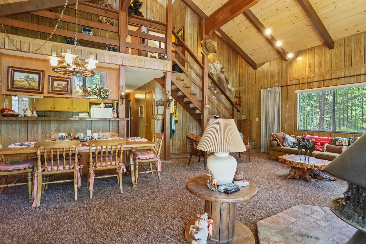 2383 Indian Rock Road