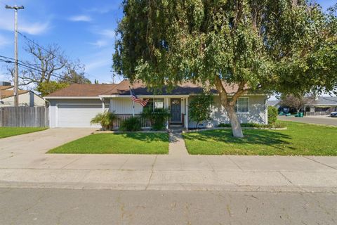 1501 Mariposa Way Lodi CA 95242