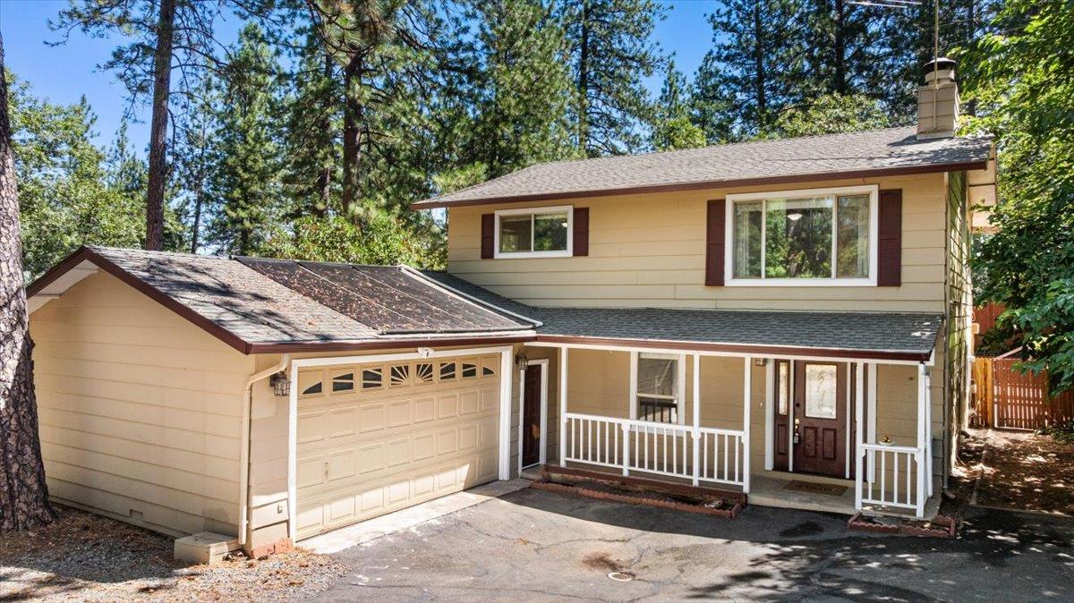 Meadow Vista, California 95722, United States, 3 Bedrooms Bedrooms, ,2 BathroomsBathrooms,Residential,Active,184464