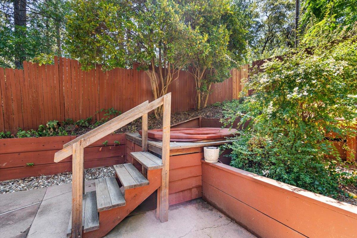 Meadow Vista, California 95722, United States, 3 Bedrooms Bedrooms, ,2 BathroomsBathrooms,Residential,Active,184464