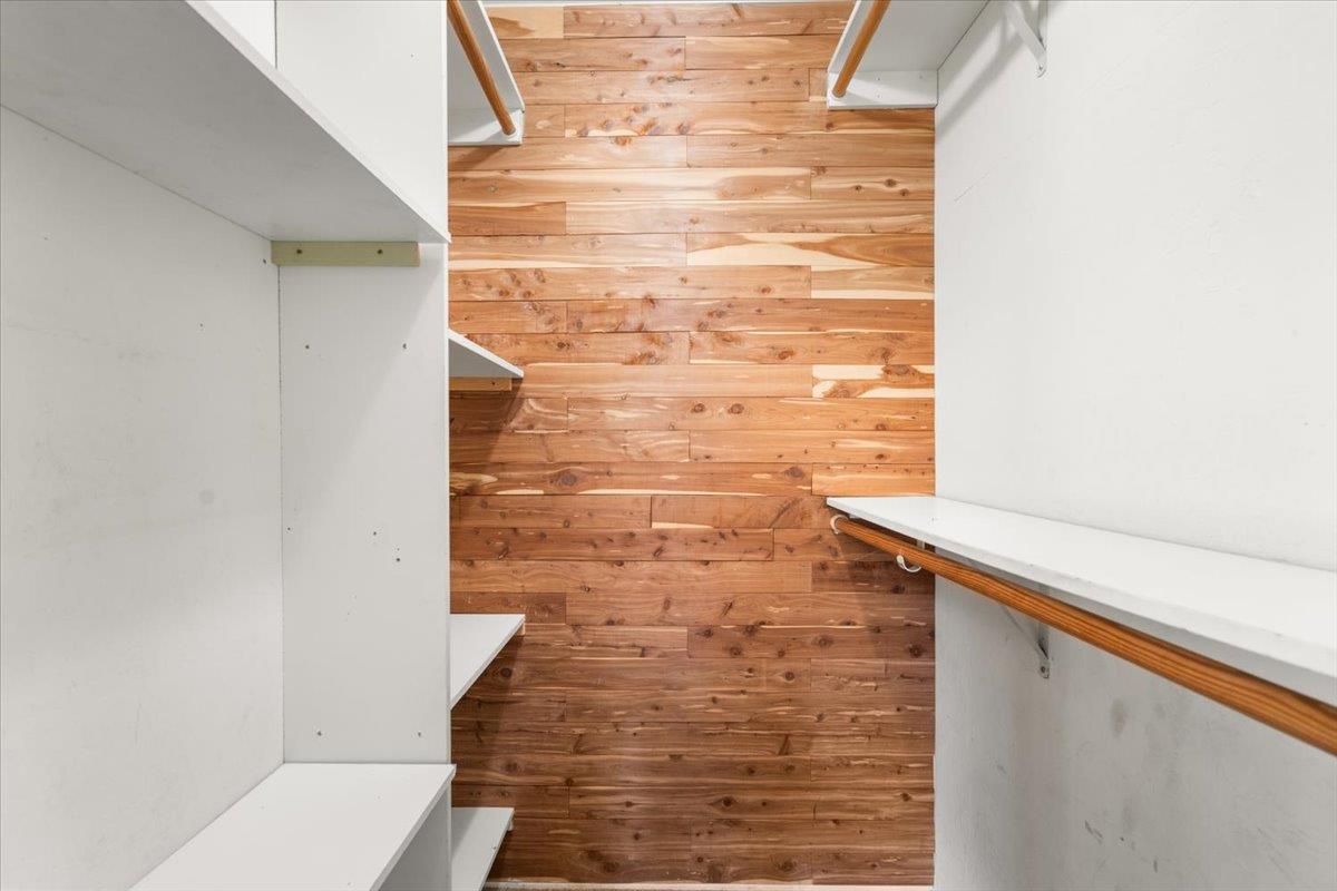 Meadow Vista, California 95722, United States, 3 Bedrooms Bedrooms, ,2 BathroomsBathrooms,Residential,Active,184464