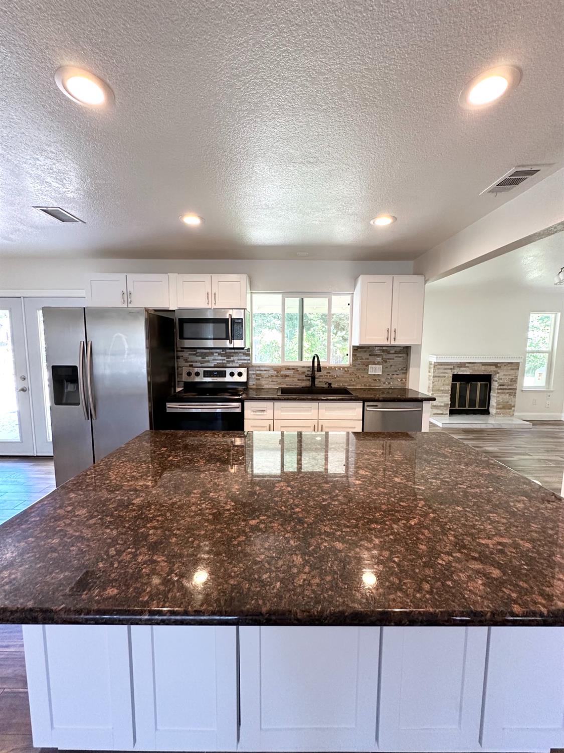 112 Cradle Bar Court