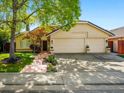7104 Beaver Falls Way Elk Grove CA 95758