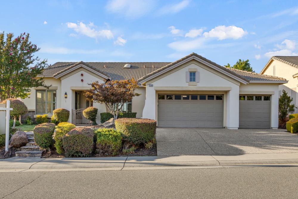 2260 Hidden Hills Lane