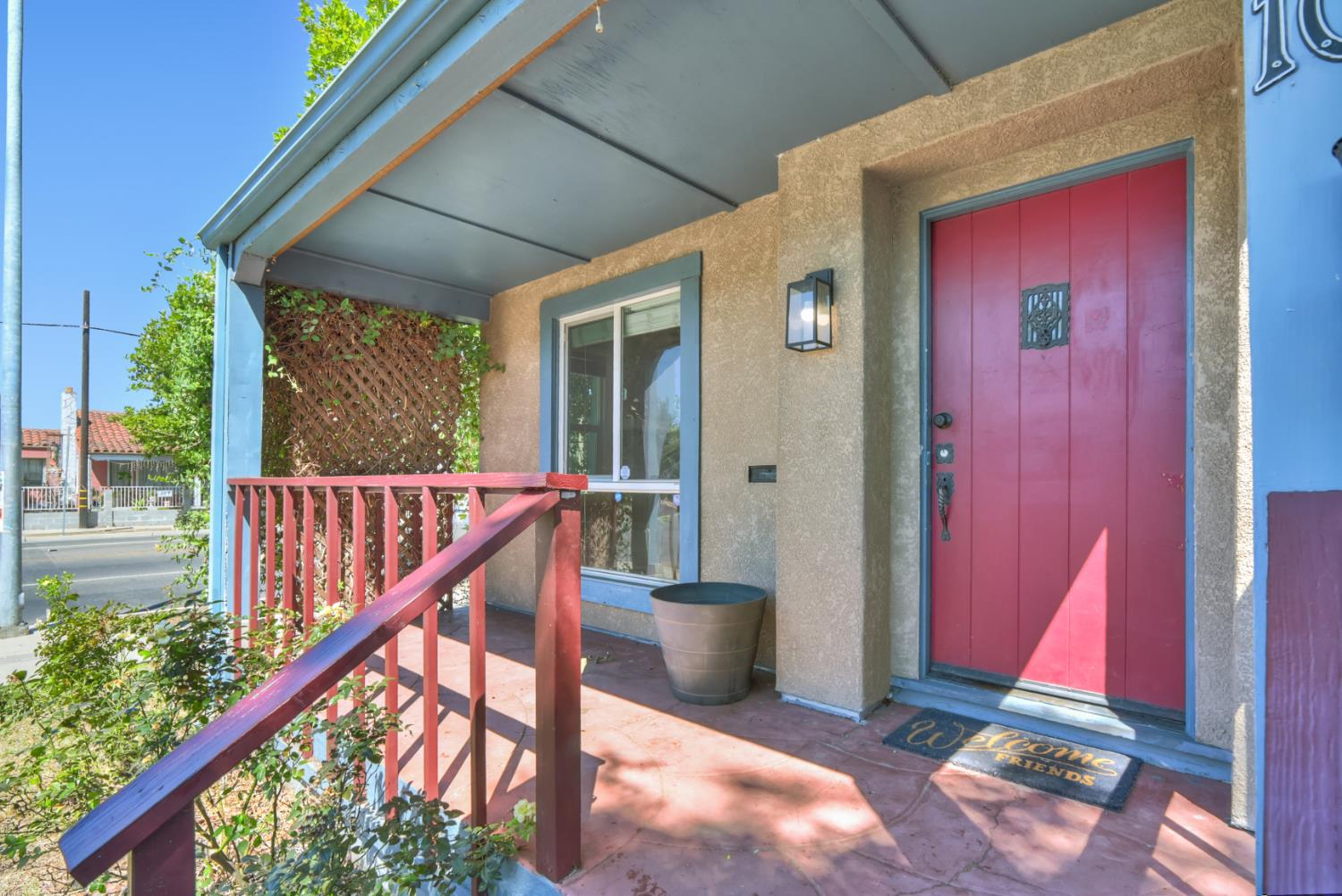 103 E Mendocino Avenue
