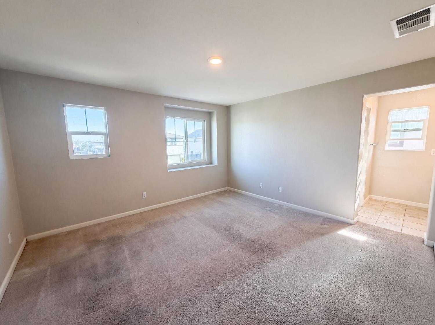 8224 Kossum Way
