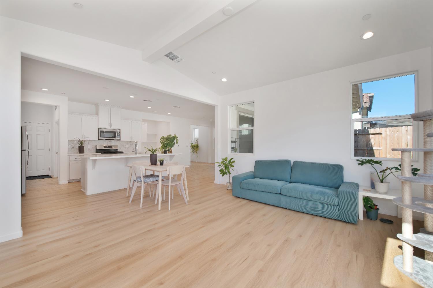 Rancho Cordova, California 95742, United States, 3 Bedrooms Bedrooms, ,3 BathroomsBathrooms,Residential,Active,177361