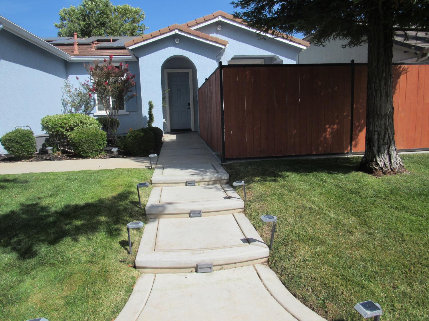 1711 Churchill Way