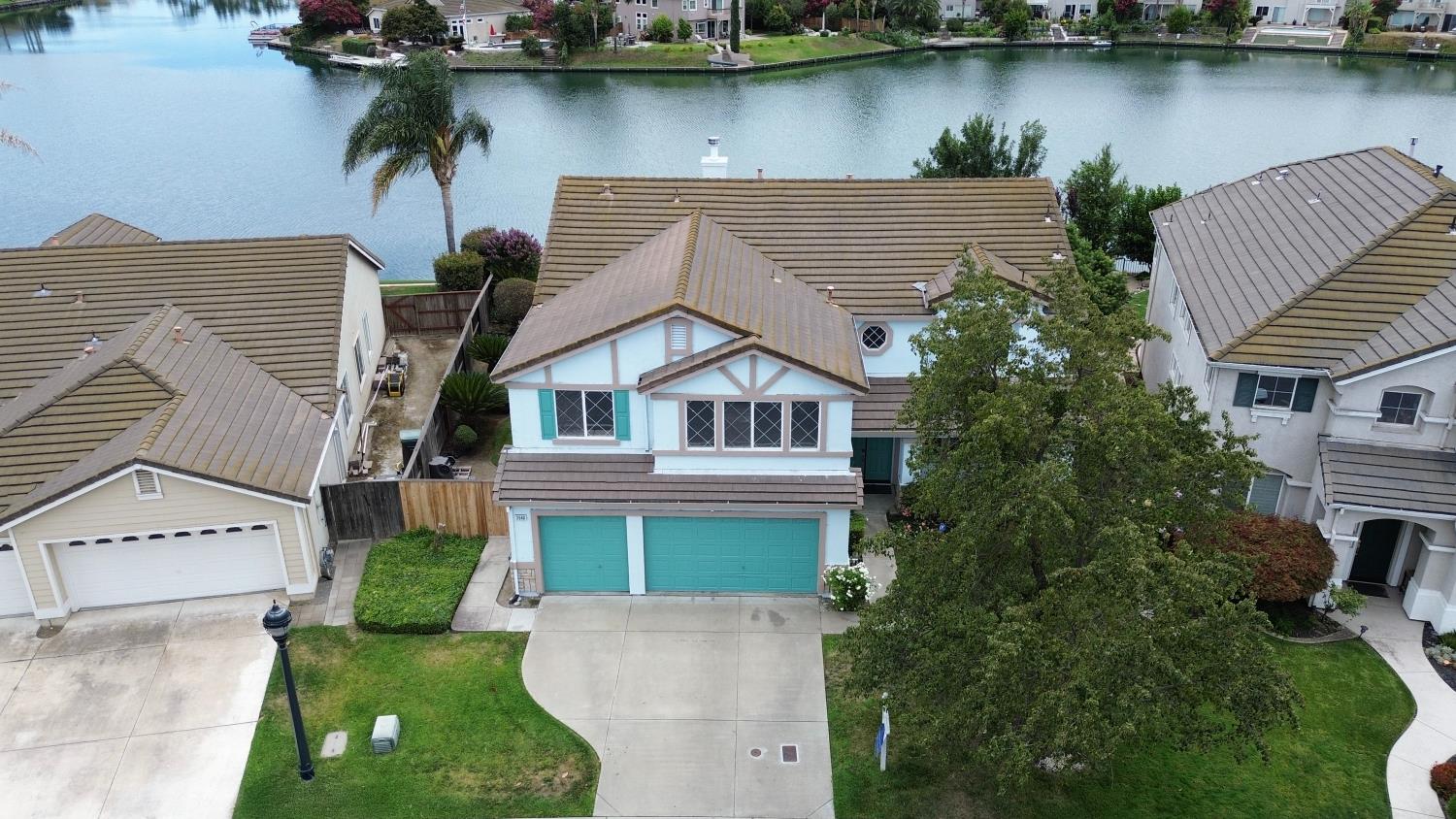 3940 Pine Lake Circle