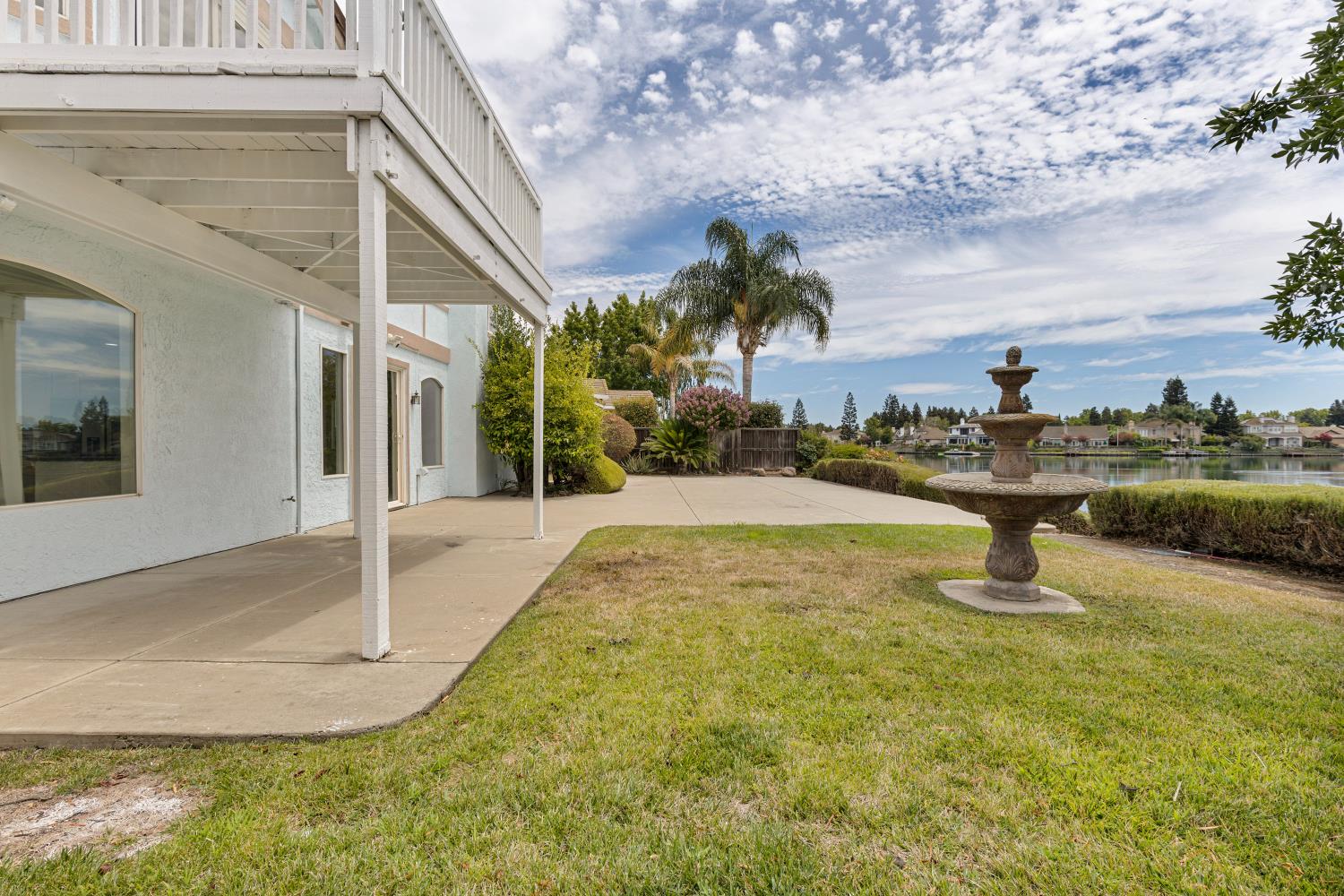 3940 Pine Lake Circle