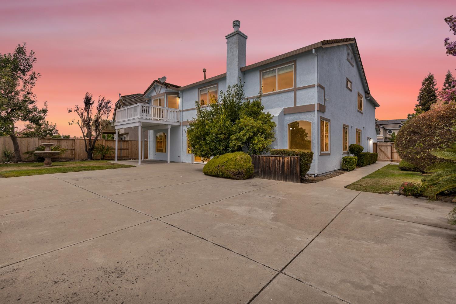 3940 Pine Lake Circle