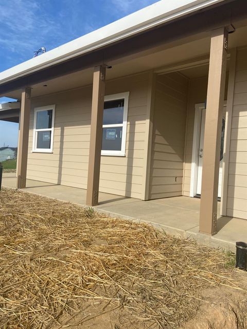 2307 Arrowhead Street Copperopolis CA 95228