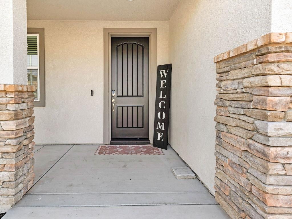 2104 Melody Lane