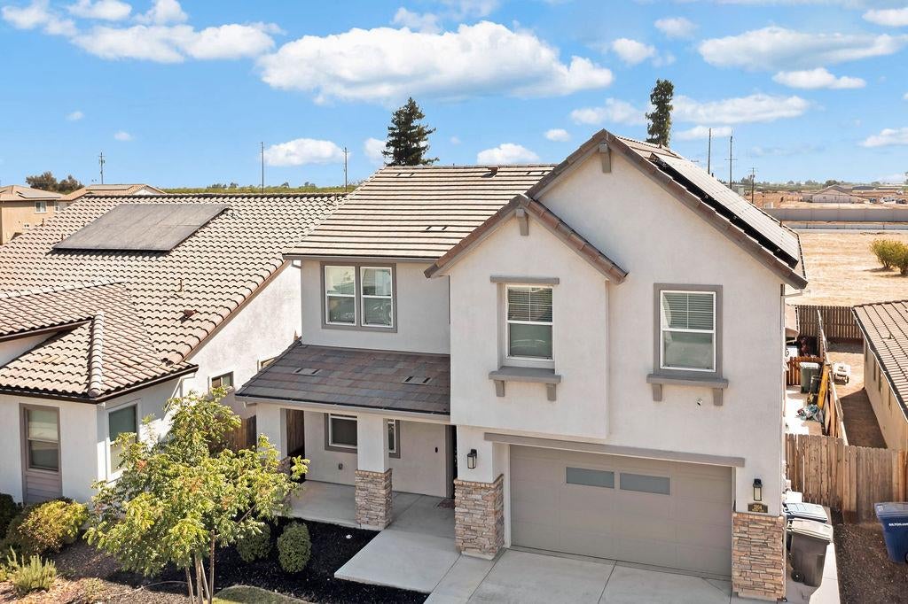 2104 Melody Lane