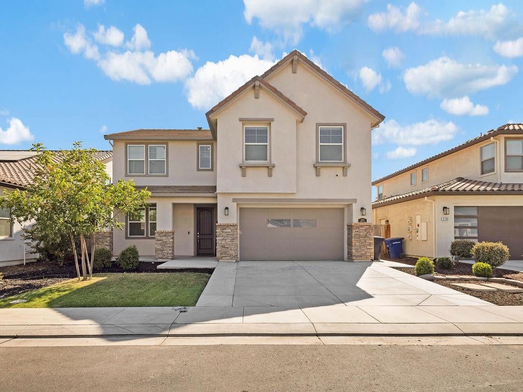 2104 Melody Lane
