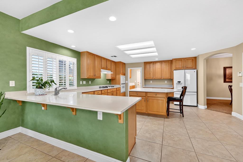 3526 Lake Terrace Drive