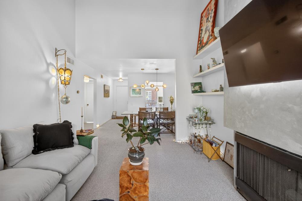 800 Woodside Lane 12