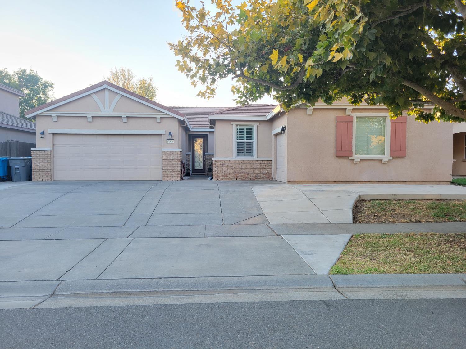 1607 Three Rivers Drive