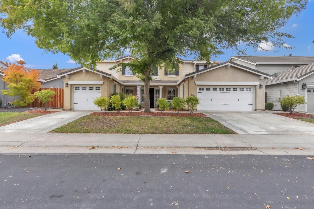 Photo of 1725 Woodhaven Circle, Roseville, CA 95747 (MLS # 225130673)
