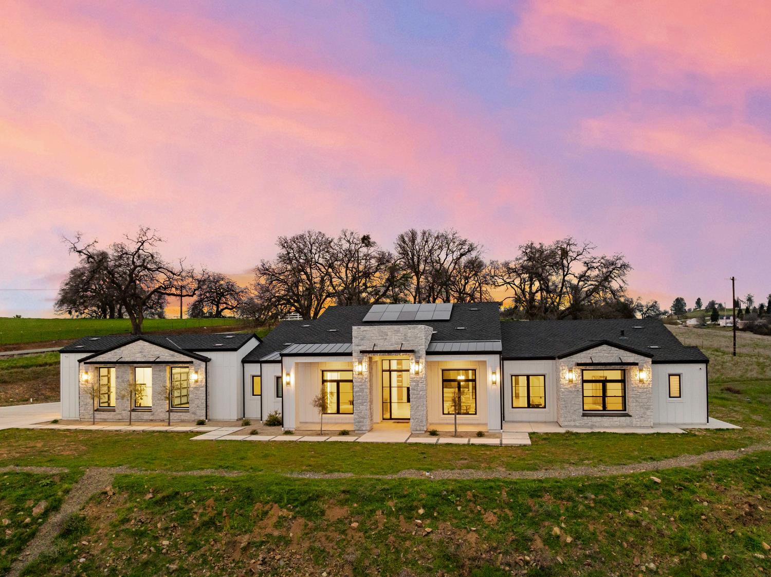 5035 Broken Bow Lane