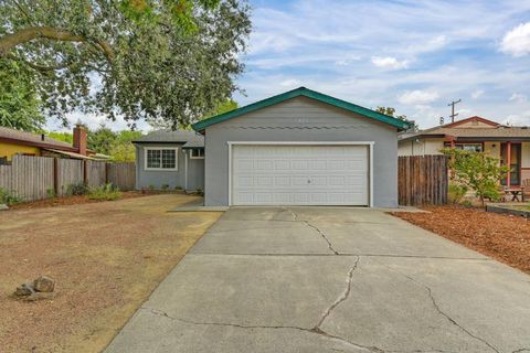 1402 Spruce Lane Davis CA 95616