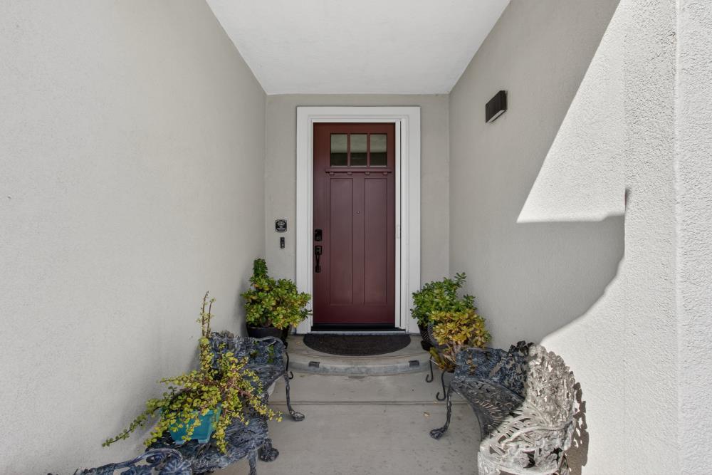 1753 Sea Cliff Court