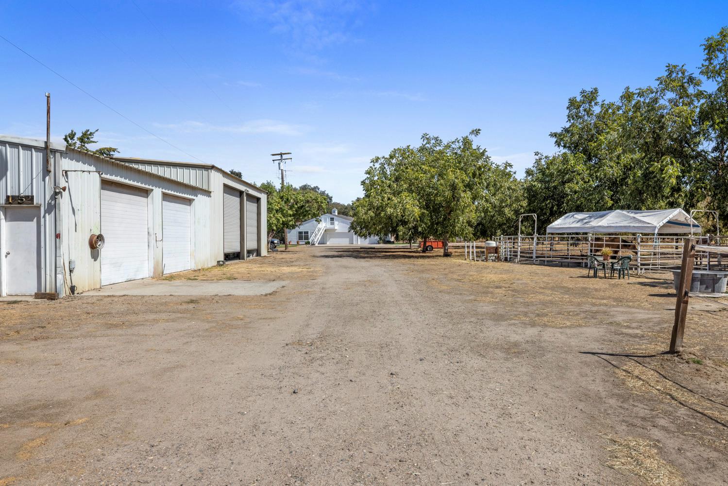 1252 Root Road