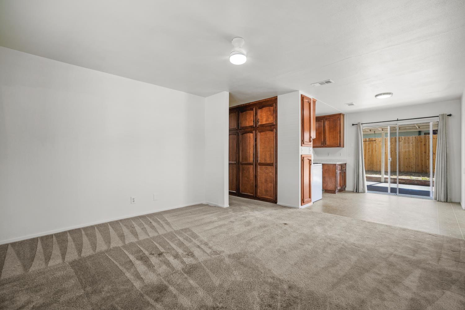 6004 Gay Way