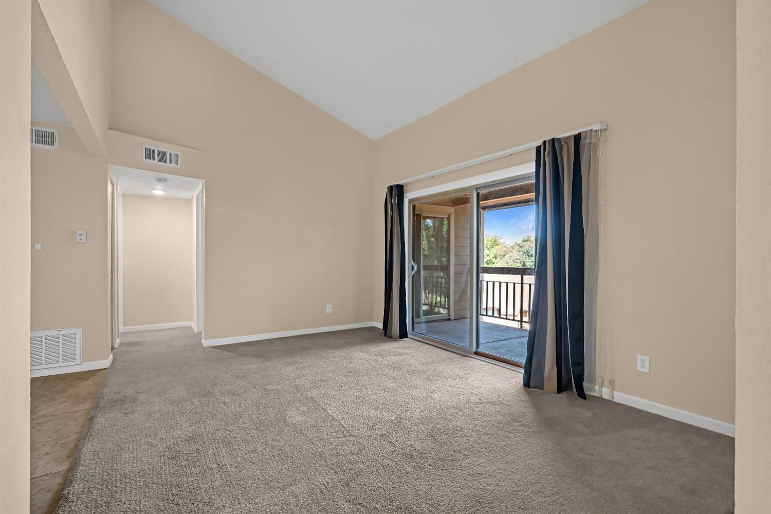 9200 Madison Avenue 196