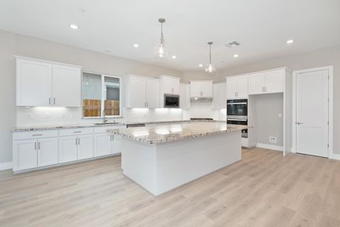 309 Bee Balm Court Roseville CA 95747