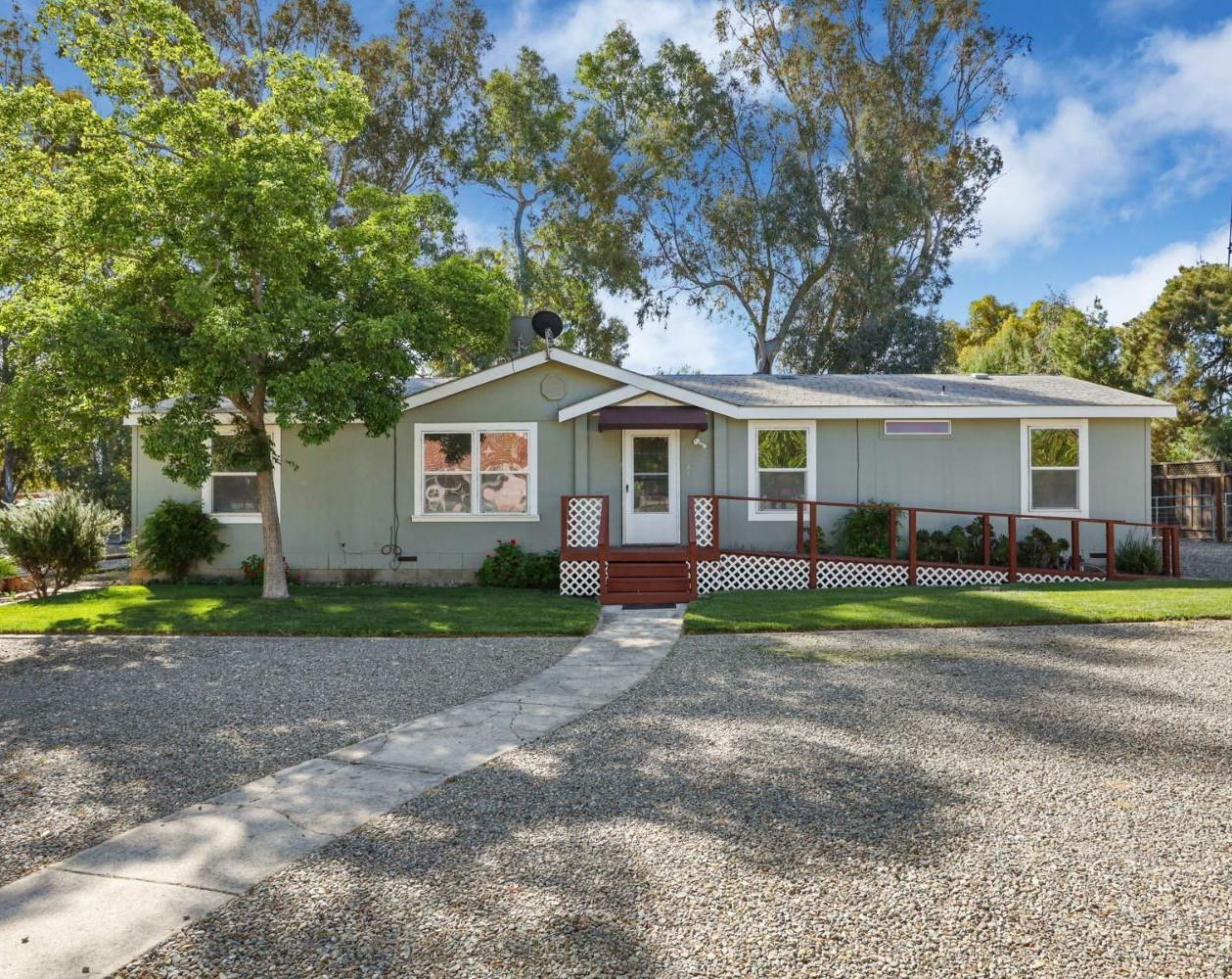 16258 Redondo Drive