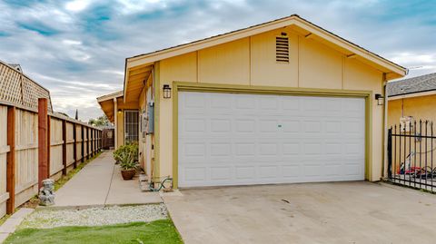 2884 Don Rafael Avenue, Riverbank, CA 95367 - MLS#: 225018080