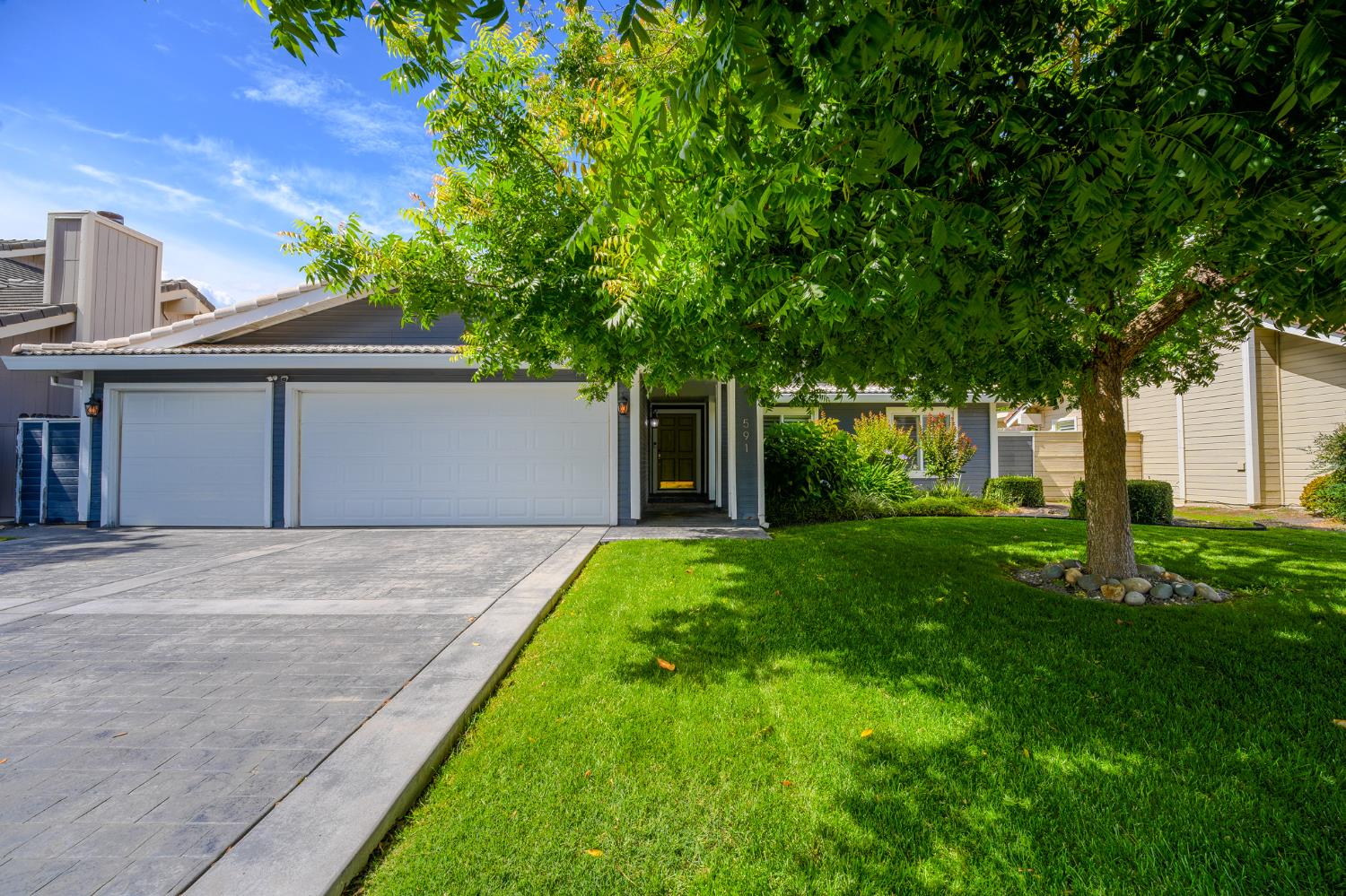 591 Rivergate Way