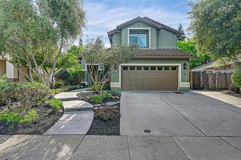 376 Rundgren Way Folsom CA 95630