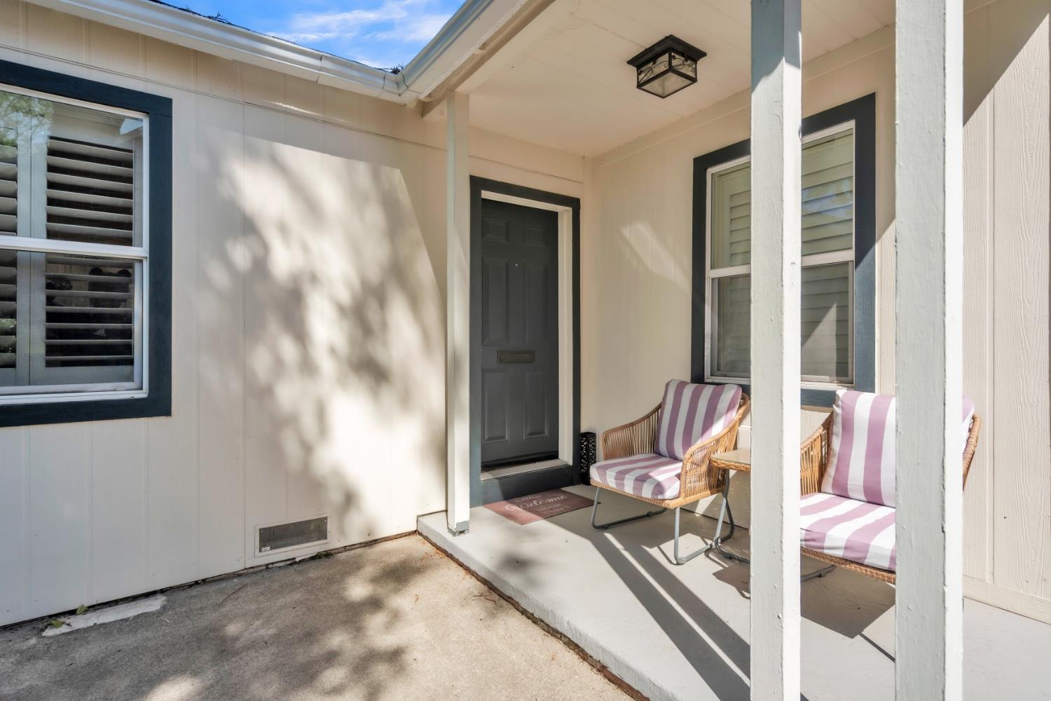 2105 Juliesse Avenue