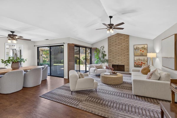 8932 QUAIL HILL WAY, FAIR OAKS, CA 95628 - Image da990d1e98f4ee2bebb2758d78fa9d9d/940213083