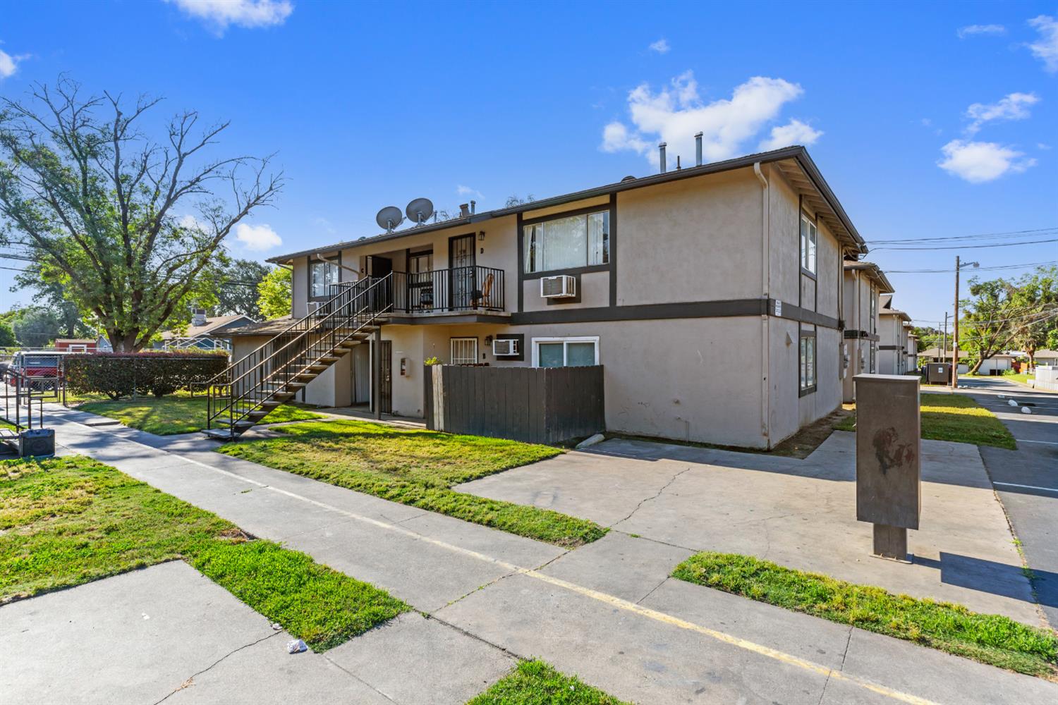 808 Sutter Avenue