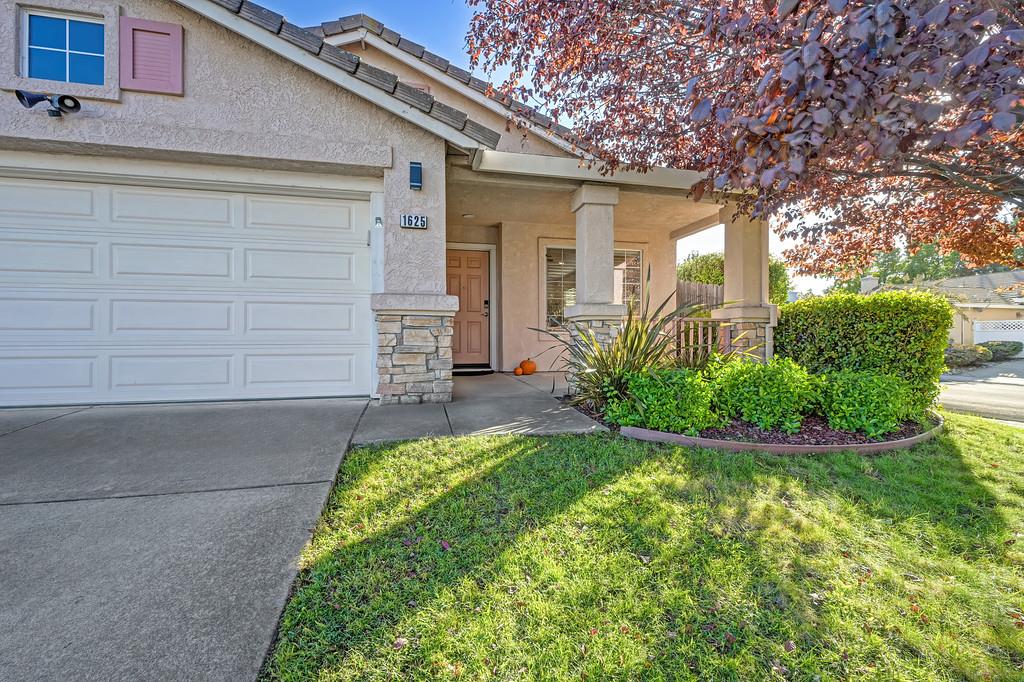 1625 Jonquil Drive