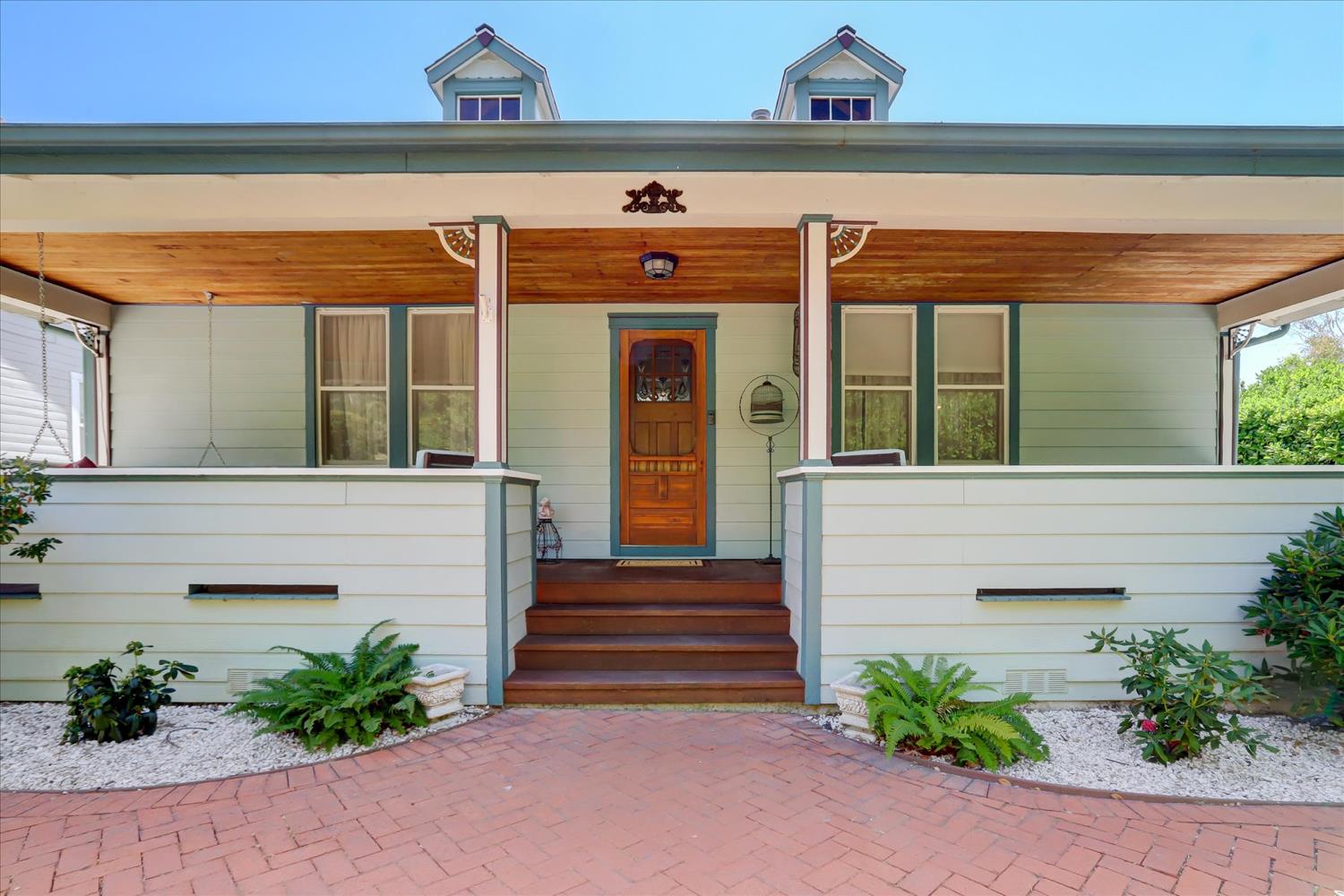 236 Bennett Street