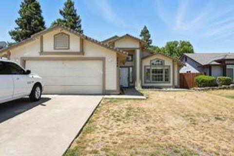8044 torrente Way Sacramento CA 95823