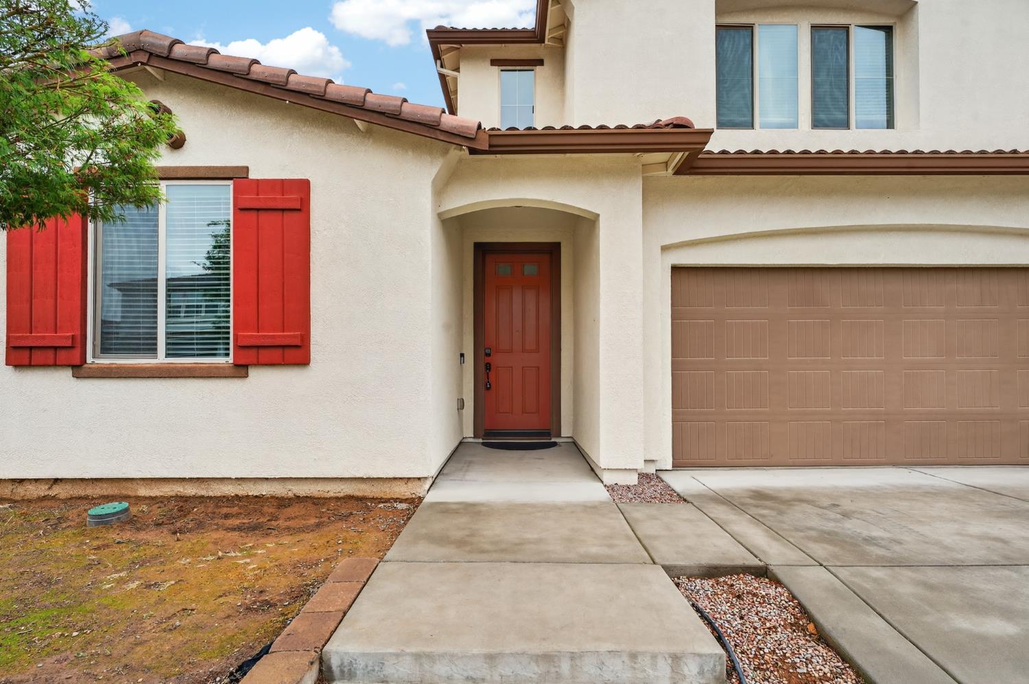 7487 Tapiro Way