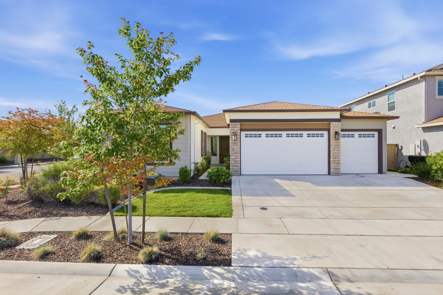 1224 Wadsworth Circle
