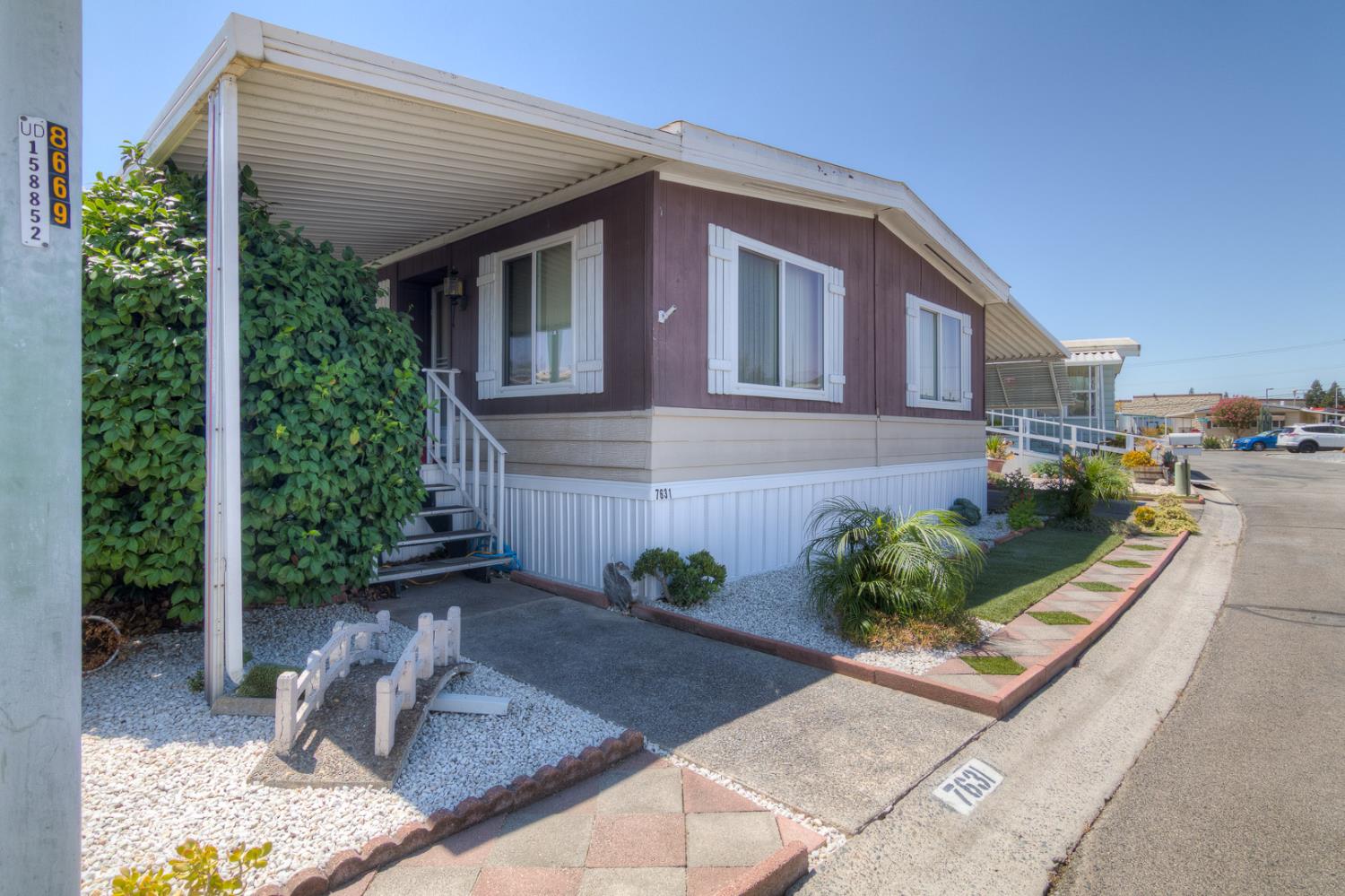 7631 Pintail Circle