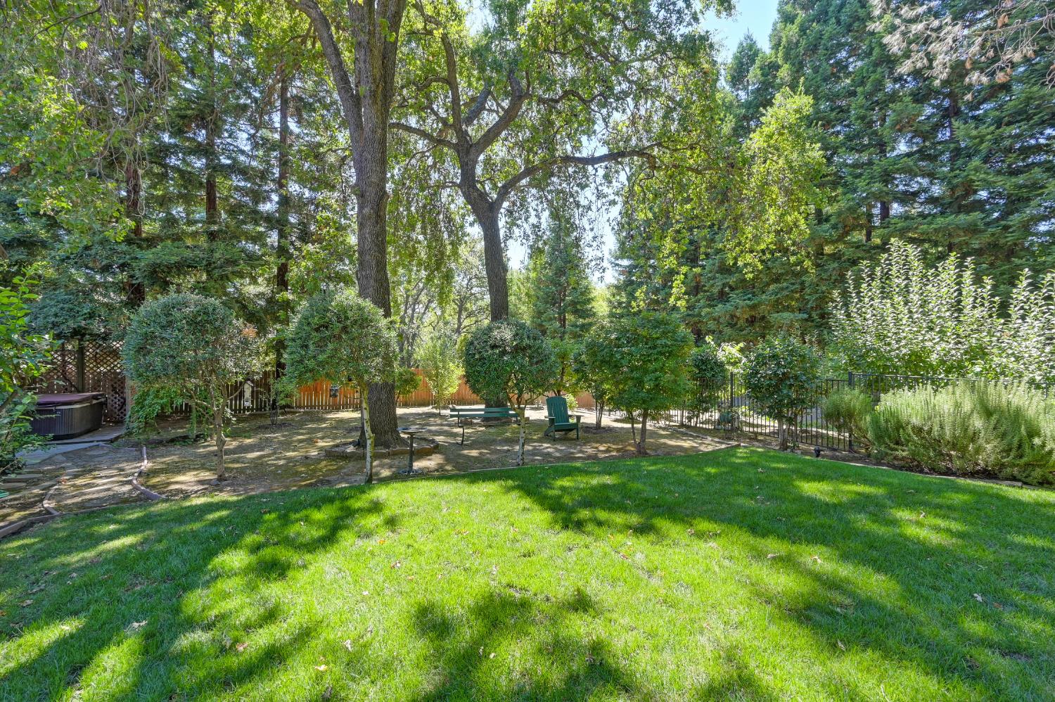 1230 Vintage Way