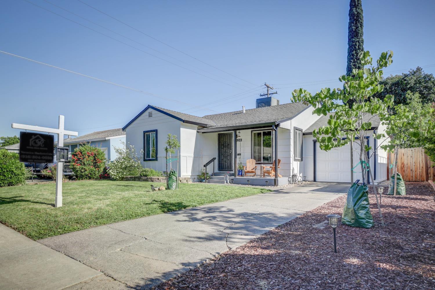 1424 Kitchner Road