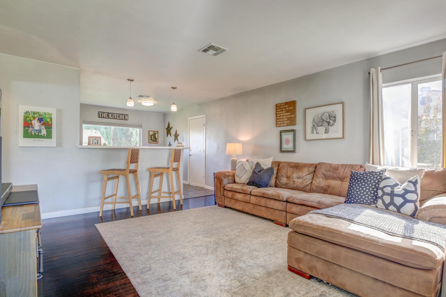 1424 Kitchner Road